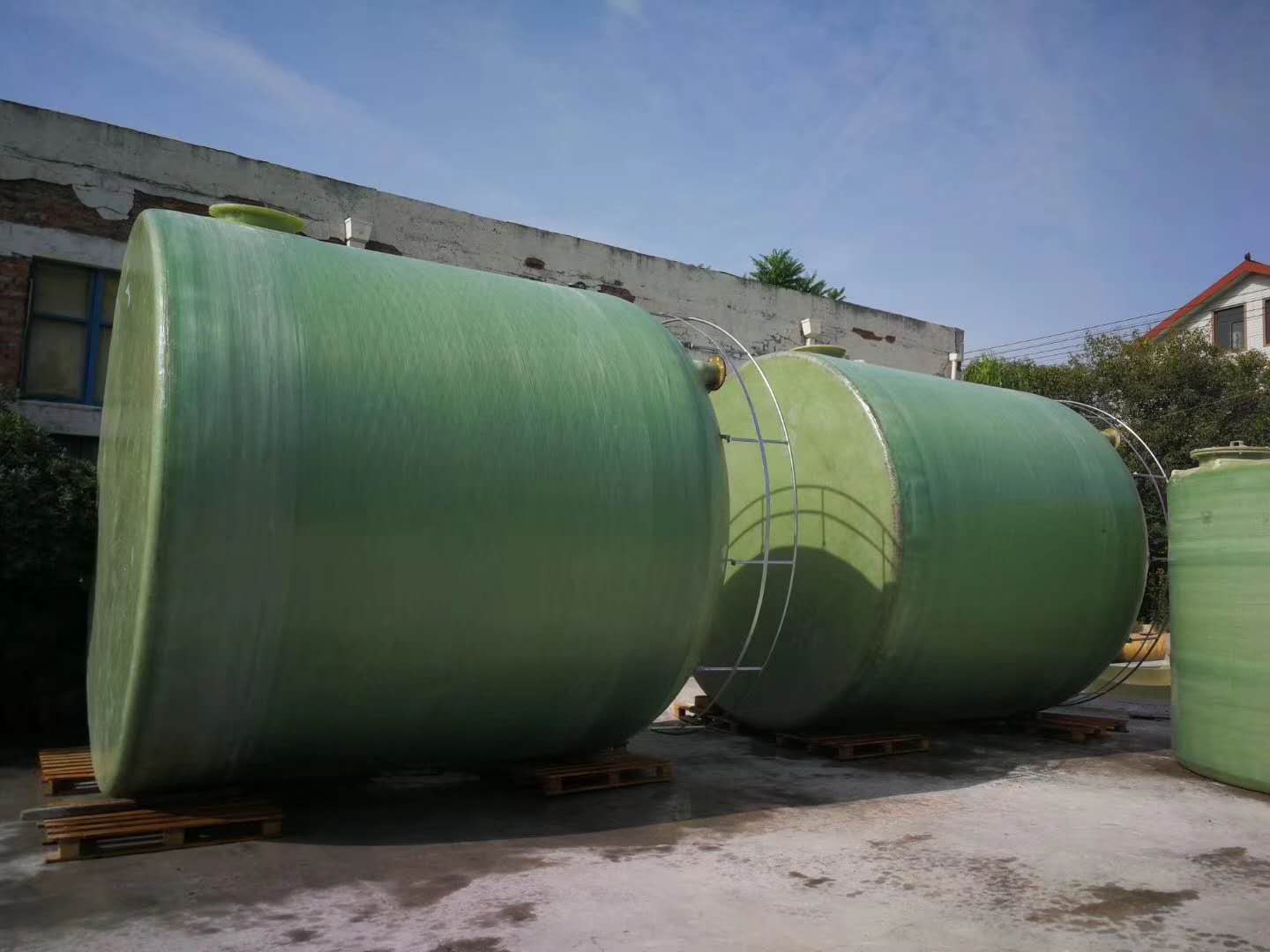 生產玻璃鋼儲罐廠家-專業技術-品質可信賴